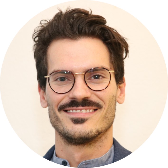 Vertriebs- und Projektmanager von Axicus.